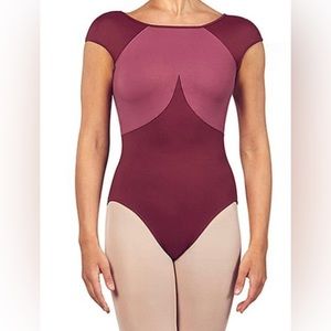 Bloch like new pink Leo